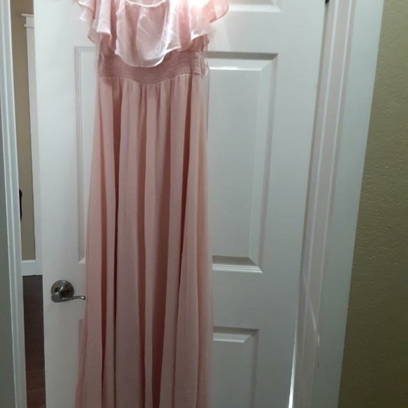 Dress - Picture 1 of 4